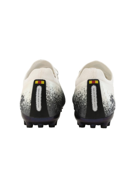 Бутсы KELME Men's Football Boots (MG) White