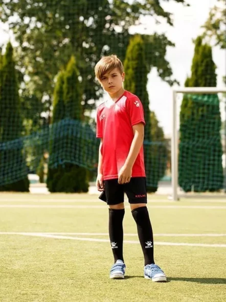 Детская футбольная форма KELME S/S Football Set Kid (Red/Black)