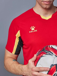 Футбольная форма KELME Short-Sleeved Football Suit (Red/Black)